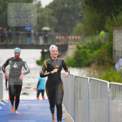 30.08.2026 - Elbe Triathlon Hamburg LAZAROV Photography http://msf.ph/oto/10031800 30.08.2026 08:38:39 Schwimmen 262, 286, 359, 366 meine-sportfotos.de