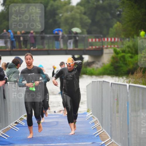 30.08.2026 - Elbe Triathlon Hamburg LAZAROV Photography http://msf.ph/oto/10031885 30.08.2026 08:39:13 Schwimmen 251, 255, 275, 284, 351, 391 meine-sportfotos.de