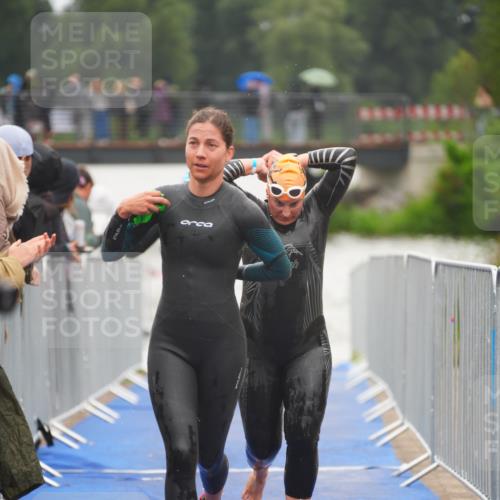 30.08.2026 - Elbe Triathlon Hamburg LAZAROV Photography http://msf.ph/oto/10031897 30.08.2026 08:39:15 Schwimmen 251, 255, 270, 275, 284, 351, 389, 391 meine-sportfotos.de