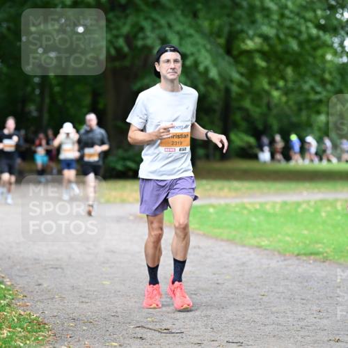 30.08.2026 - Blankeneser Heldenlauf Dr. Thomas Lammeyer http://msf.ph/oto/10031917 30.08.2026 10:35:38 Laufen 2319, 2273 meine-sportfotos.de