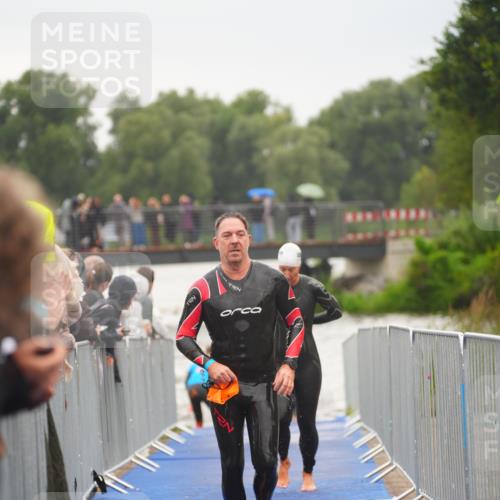 30.08.2026 - Elbe Triathlon Hamburg LAZAROV Photography http://msf.ph/oto/10031947 30.08.2026 08:39:30 Schwimmen 263, 270, 297, 347, 351, 389, 391 meine-sportfotos.de