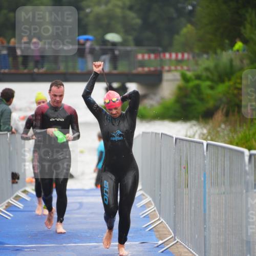 30.08.2026 - Elbe Triathlon Hamburg LAZAROV Photography http://msf.ph/oto/10031995 30.08.2026 08:39:43 Schwimmen 252, 263, 285, 297, 347, 367, 380, 384, 411 meine-sportfotos.de