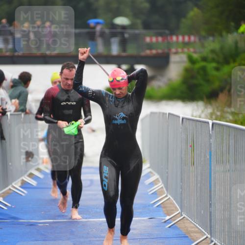 30.08.2026 - Elbe Triathlon Hamburg LAZAROV Photography http://msf.ph/oto/10032001 30.08.2026 08:39:44 Schwimmen 252, 285, 297, 347, 367, 380, 384, 411 meine-sportfotos.de