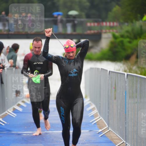 30.08.2026 - Elbe Triathlon Hamburg LAZAROV Photography http://msf.ph/oto/10032004 30.08.2026 08:39:44 Schwimmen 252, 285, 297, 347, 367, 380, 384, 411 meine-sportfotos.de