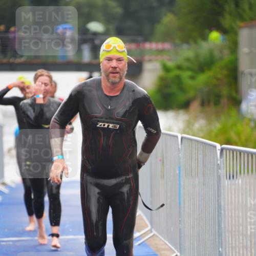 30.08.2026 - Elbe Triathlon Hamburg LAZAROV Photography http://msf.ph/oto/10032060 30.08.2026 08:40:13 Schwimmen 274, 287, 314, 318, 341, 375 meine-sportfotos.de