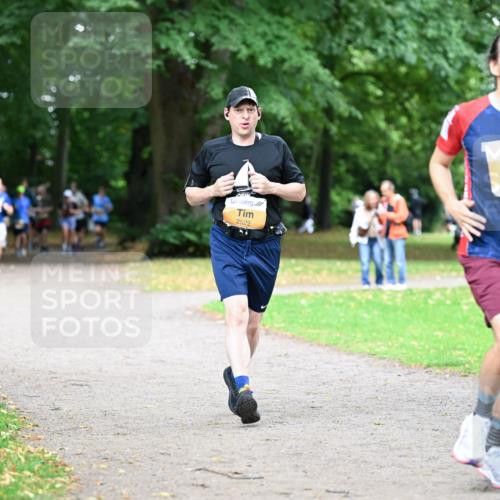 30.08.2026 - Blankeneser Heldenlauf Dr. Thomas Lammeyer http://msf.ph/oto/10032070 30.08.2026 10:35:53 Laufen 2529, 2531 meine-sportfotos.de