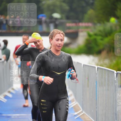 30.08.2026 - Elbe Triathlon Hamburg LAZAROV Photography http://msf.ph/oto/10032071 30.08.2026 08:40:14 Schwimmen 274, 287, 314, 341, 375 meine-sportfotos.de