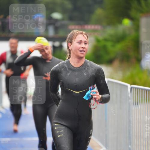 30.08.2026 - Elbe Triathlon Hamburg LAZAROV Photography http://msf.ph/oto/10032074 30.08.2026 08:40:15 Schwimmen 274, 287, 314, 315, 341, 375 meine-sportfotos.de