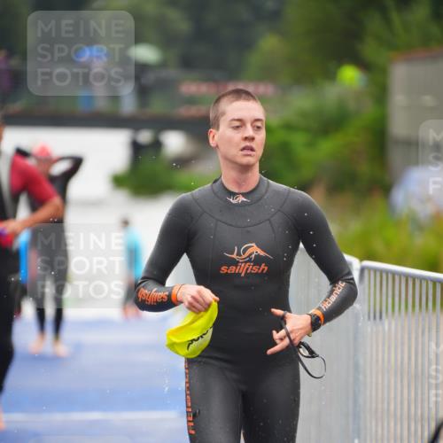 30.08.2026 - Elbe Triathlon Hamburg LAZAROV Photography http://msf.ph/oto/10032076 30.08.2026 08:40:16 Schwimmen 274, 287, 314, 315, 341, 375 meine-sportfotos.de