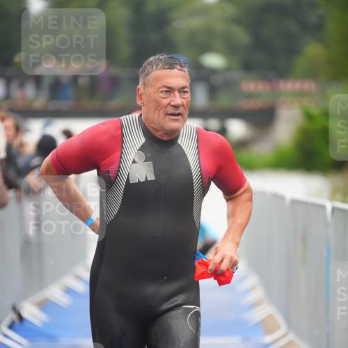 30.08.2026 - Elbe Triathlon Hamburg LAZAROV Photography http://msf.ph/oto/10032089 30.08.2026 08:40:18 Schwimmen 274, 287, 314, 315, 341, 375 meine-sportfotos.de