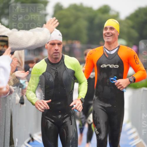 30.08.2026 - Elbe Triathlon Hamburg LAZAROV Photography http://msf.ph/oto/10032176 30.08.2026 08:40:51 Schwimmen 271, 281, 288, 321, 340, 343, 383 meine-sportfotos.de