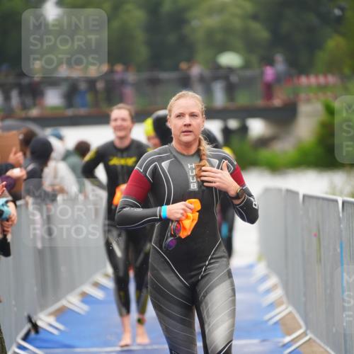 30.08.2026 - Elbe Triathlon Hamburg LAZAROV Photography http://msf.ph/oto/10032186 30.08.2026 08:40:56 Schwimmen 271, 281, 299, 302, 321, 340, 386 meine-sportfotos.de