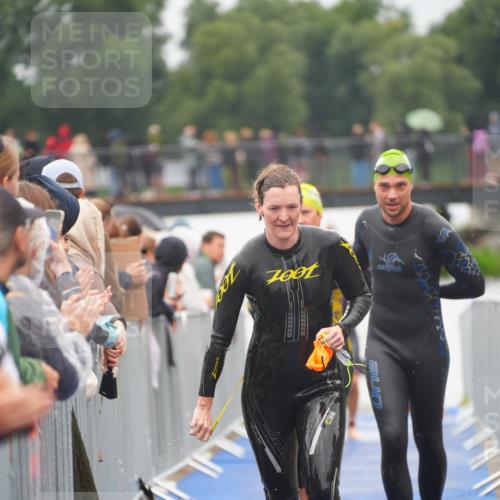 30.08.2026 - Elbe Triathlon Hamburg LAZAROV Photography http://msf.ph/oto/10032195 30.08.2026 08:40:57 Schwimmen 271, 281, 299, 302, 321, 340, 386 meine-sportfotos.de