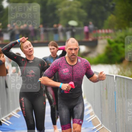 30.08.2026 - Elbe Triathlon Hamburg LAZAROV Photography http://msf.ph/oto/10032219 30.08.2026 08:41:02 Schwimmen 271, 281, 299, 301, 302, 321, 327, 340, 369, 386 meine-sportfotos.de