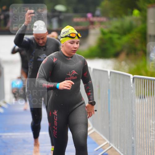 30.08.2026 - Elbe Triathlon Hamburg LAZAROV Photography http://msf.ph/oto/10032273 30.08.2026 08:41:15 Schwimmen 245, 273, 279, 301, 327, 329, 369, 376, 393 meine-sportfotos.de