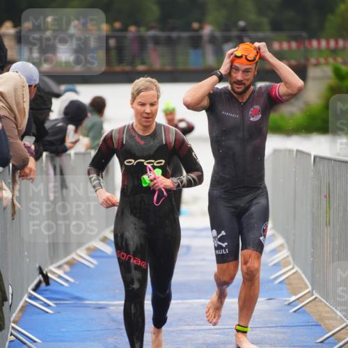 30.08.2026 - Elbe Triathlon Hamburg LAZAROV Photography http://msf.ph/oto/10032327 30.08.2026 08:41:27 Schwimmen 245, 259, 273, 279, 292, 305, 317, 376 meine-sportfotos.de