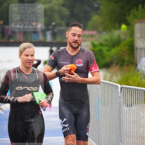 30.08.2026 - Elbe Triathlon Hamburg LAZAROV Photography http://msf.ph/oto/10032333 30.08.2026 08:41:28 Schwimmen 245, 259, 273, 279, 292, 305, 317, 354, 376 meine-sportfotos.de