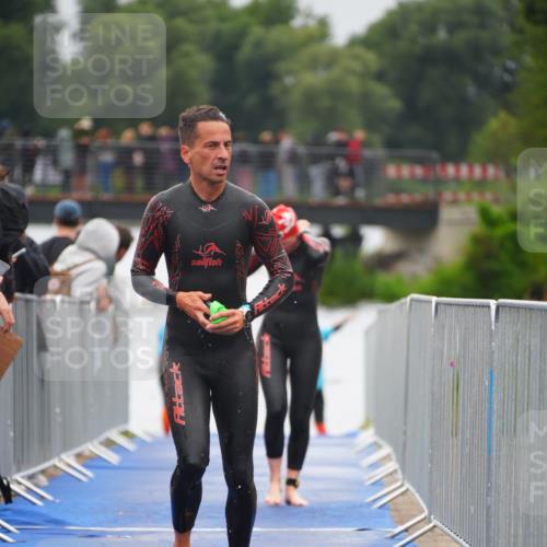 30.08.2026 - Elbe Triathlon Hamburg LAZAROV Photography http://msf.ph/oto/10032431 30.08.2026 08:41:58 Schwimmen 253, 298, 325, 348, 363, 379 meine-sportfotos.de