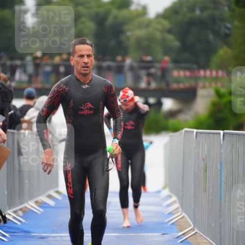 30.08.2026 - Elbe Triathlon Hamburg LAZAROV Photography http://msf.ph/oto/10032433 30.08.2026 08:41:58 Schwimmen 253, 298, 325, 348, 363, 379 meine-sportfotos.de