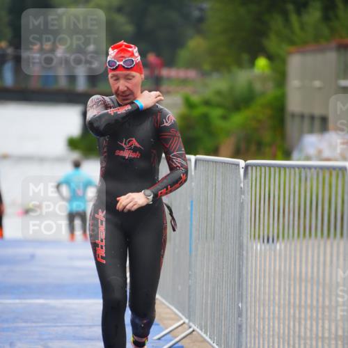 30.08.2026 - Elbe Triathlon Hamburg LAZAROV Photography http://msf.ph/oto/10032449 30.08.2026 08:42:02 Schwimmen 253, 298, 348, 379 meine-sportfotos.de