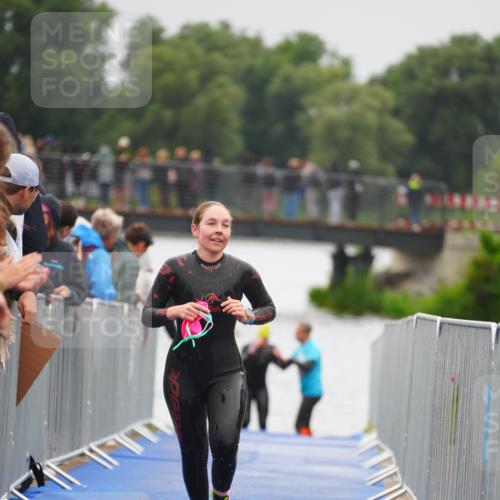 30.08.2026 - Elbe Triathlon Hamburg LAZAROV Photography http://msf.ph/oto/10032463 30.08.2026 08:42:20 Schwimmen 358 meine-sportfotos.de