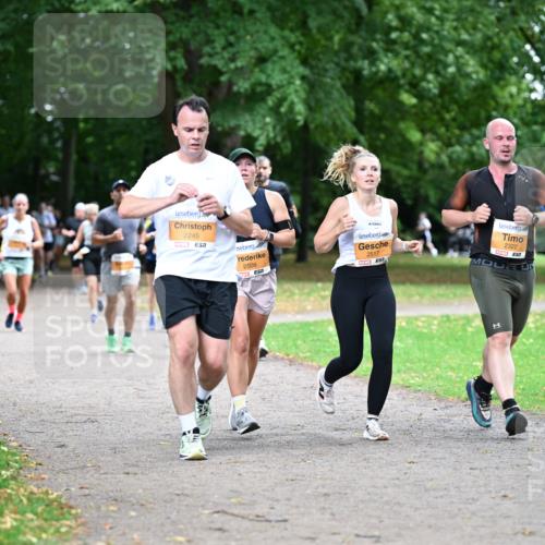30.08.2026 - Blankeneser Heldenlauf Dr. Thomas Lammeyer http://msf.ph/oto/10032538 30.08.2026 10:36:49 Laufen 2245, 2508, 2517, 2322 meine-sportfotos.de