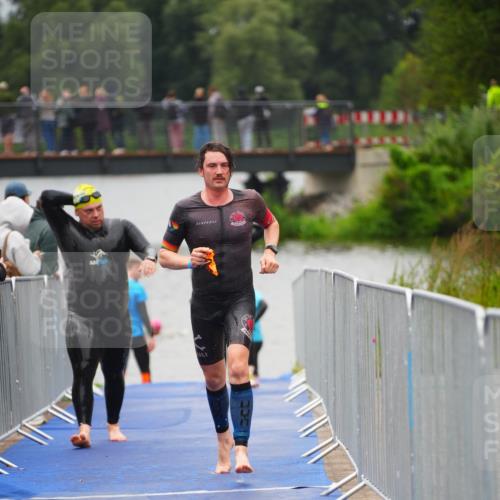 30.08.2026 - Elbe Triathlon Hamburg LAZAROV Photography http://msf.ph/oto/10032613 30.08.2026 08:43:25 Schwimmen 267, 283, 319, 362 meine-sportfotos.de