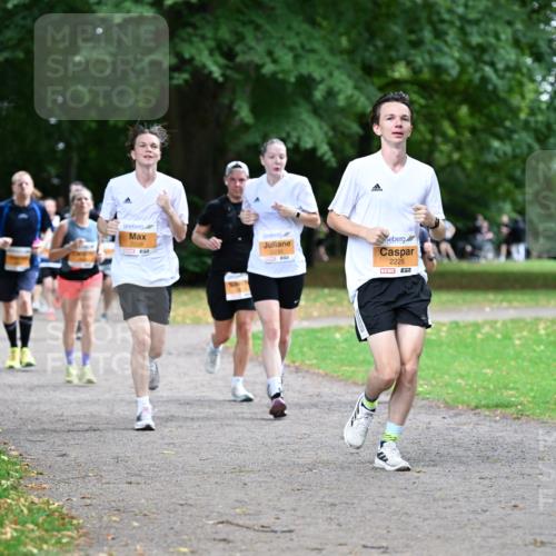 30.08.2026 - Blankeneser Heldenlauf Dr. Thomas Lammeyer http://msf.ph/oto/10032659 30.08.2026 10:37:02 Laufen 2229, 2228 meine-sportfotos.de