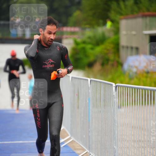 30.08.2026 - Elbe Triathlon Hamburg LAZAROV Photography http://msf.ph/oto/10032758 30.08.2026 08:45:08 Schwimmen 320 meine-sportfotos.de