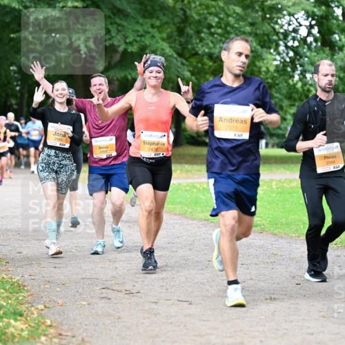 30.08.2026 - Blankeneser Heldenlauf Dr. Thomas Lammeyer http://msf.ph/oto/10032987 30.08.2026 10:37:41 Laufen 2660, 2937, 2479, 2373, 2944, 7 meine-sportfotos.de