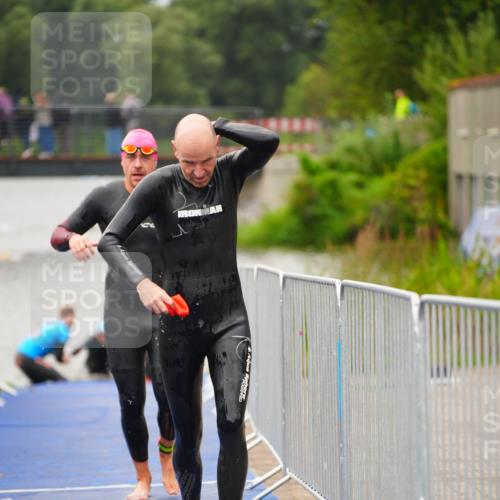 30.08.2026 - Elbe Triathlon Hamburg LAZAROV Photography http://msf.ph/oto/10033009 30.08.2026 08:47:52 Schwimmen 264, 432, 485 meine-sportfotos.de