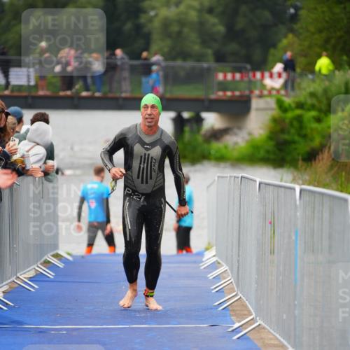 30.08.2026 - Elbe Triathlon Hamburg LAZAROV Photography http://msf.ph/oto/10033075 30.08.2026 08:48:31 Schwimmen 261, 458 meine-sportfotos.de
