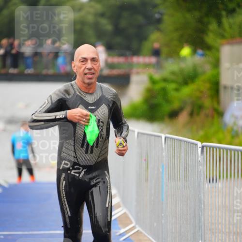30.08.2026 - Elbe Triathlon Hamburg LAZAROV Photography http://msf.ph/oto/10033099 30.08.2026 08:48:34 Schwimmen 261, 458 meine-sportfotos.de
