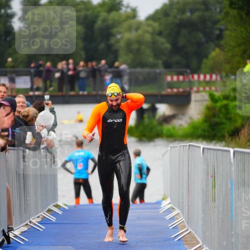 30.08.2026 - Elbe Triathlon Hamburg LAZAROV Photography http://msf.ph/oto/10033111 30.08.2026 08:48:50 Schwimmen 470 meine-sportfotos.de