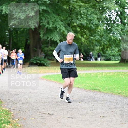 30.08.2026 - Blankeneser Heldenlauf Dr. Thomas Lammeyer http://msf.ph/oto/10033116 30.08.2026 10:37:56 Laufen 2939 meine-sportfotos.de