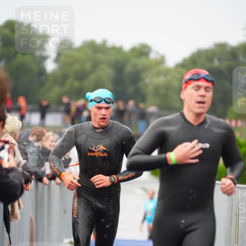30.08.2026 - Elbe Triathlon Hamburg LAZAROV Photography http://msf.ph/oto/10033164 30.08.2026 08:49:21 Schwimmen 398, 466 meine-sportfotos.de
