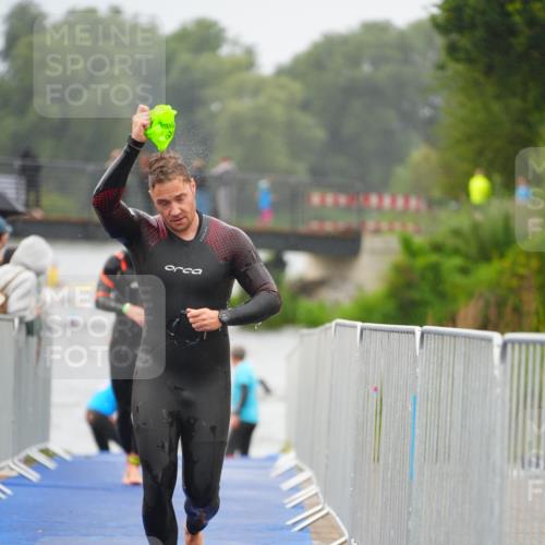 30.08.2026 - Elbe Triathlon Hamburg LAZAROV Photography http://msf.ph/oto/10033319 30.08.2026 08:50:15 Schwimmen 399, 417, 444, 476, 480, 496 meine-sportfotos.de