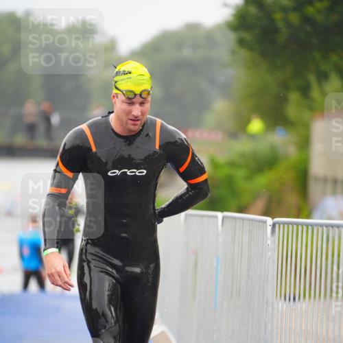 30.08.2026 - Elbe Triathlon Hamburg LAZAROV Photography http://msf.ph/oto/10033347 30.08.2026 08:50:20 Schwimmen 399, 444, 476, 480, 496 meine-sportfotos.de
