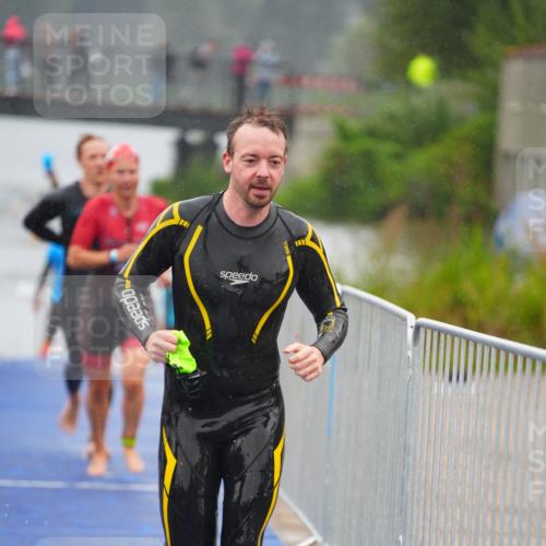 30.08.2026 - Elbe Triathlon Hamburg LAZAROV Photography http://msf.ph/oto/10033393 30.08.2026 08:50:38 Schwimmen 346, 423, 446, 459 meine-sportfotos.de