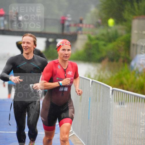 30.08.2026 - Elbe Triathlon Hamburg LAZAROV Photography http://msf.ph/oto/10033406 30.08.2026 08:50:40 Schwimmen 346, 423, 446, 459, 527 meine-sportfotos.de