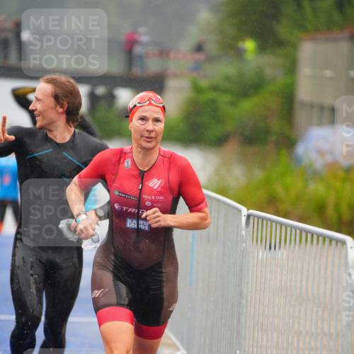 30.08.2026 - Elbe Triathlon Hamburg LAZAROV Photography http://msf.ph/oto/10033409 30.08.2026 08:50:41 Schwimmen 346, 423, 446, 459, 527 meine-sportfotos.de