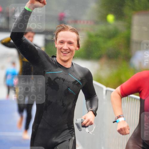 30.08.2026 - Elbe Triathlon Hamburg LAZAROV Photography http://msf.ph/oto/10033415 30.08.2026 08:50:42 Schwimmen 346, 423, 446, 459, 527 meine-sportfotos.de