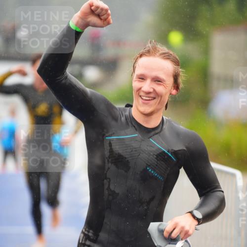 30.08.2026 - Elbe Triathlon Hamburg LAZAROV Photography http://msf.ph/oto/10033418 30.08.2026 08:50:42 Schwimmen 346, 423, 446, 459, 527 meine-sportfotos.de