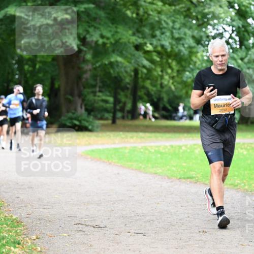 30.08.2026 - Blankeneser Heldenlauf Dr. Thomas Lammeyer http://msf.ph/oto/10033440 30.08.2026 10:38:37 Laufen 2592 meine-sportfotos.de