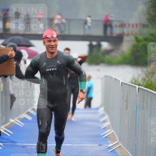 30.08.2026 - Elbe Triathlon Hamburg LAZAROV Photography http://msf.ph/oto/10033445 30.08.2026 08:51:00 Schwimmen 484, 527, 689, 916 meine-sportfotos.de