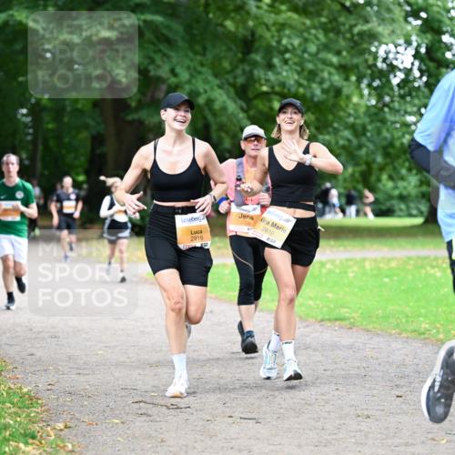 30.08.2026 - Blankeneser Heldenlauf Dr. Thomas Lammeyer http://msf.ph/oto/10033499 30.08.2026 10:38:45 Laufen 2916, 2758, 2610, 2090 meine-sportfotos.de