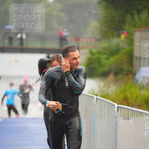 30.08.2026 - Elbe Triathlon Hamburg LAZAROV Photography http://msf.ph/oto/10033533 30.08.2026 08:51:40 Schwimmen 248, 394, 464 meine-sportfotos.de