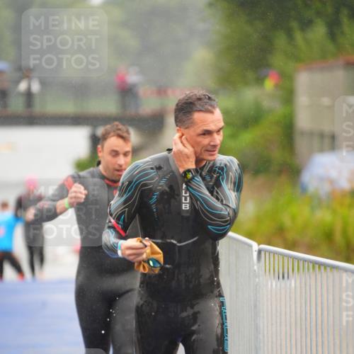 30.08.2026 - Elbe Triathlon Hamburg LAZAROV Photography http://msf.ph/oto/10033541 30.08.2026 08:51:40 Schwimmen 248, 394, 464 meine-sportfotos.de