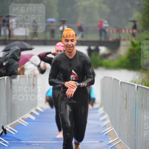 30.08.2026 - Elbe Triathlon Hamburg LAZAROV Photography http://msf.ph/oto/10033573 30.08.2026 08:51:48 Schwimmen 248, 394, 430, 464, 481 meine-sportfotos.de