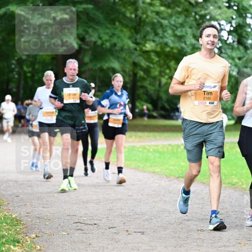 30.08.2026 - Blankeneser Heldenlauf Dr. Thomas Lammeyer http://msf.ph/oto/10033579 30.08.2026 10:38:59 Laufen 2182, 57, 2181 meine-sportfotos.de